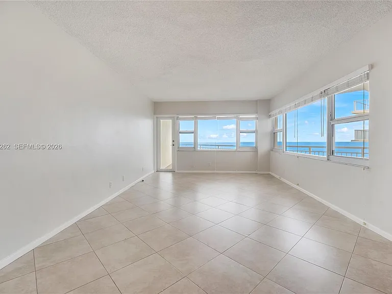 710 N Ocean Blvd #710 — Photo 2