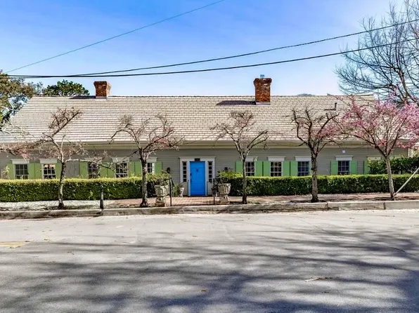 811 Alameda Ave, Monterey, CA 93940