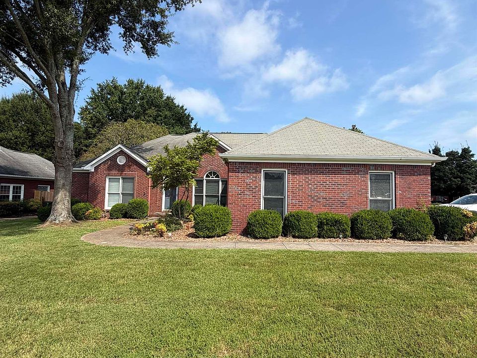 1st image of 111 Tumbleweed Dr