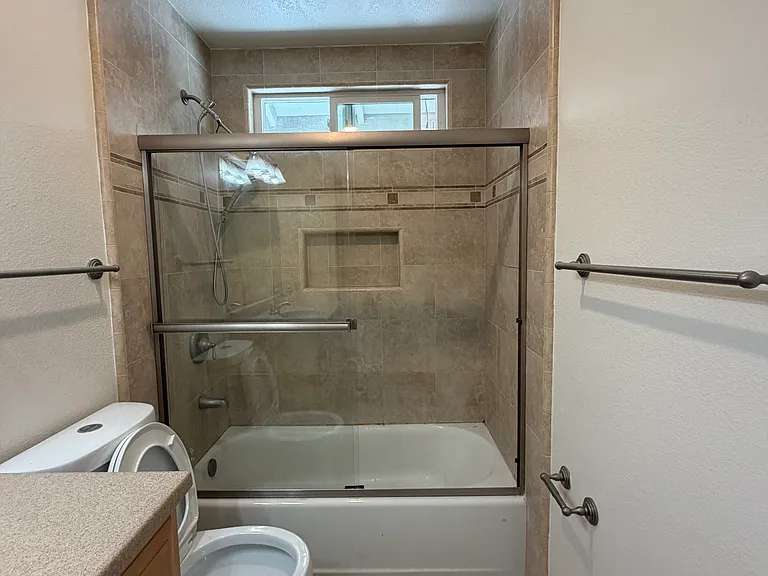 9843 Chesapeake Dr — Photo 7