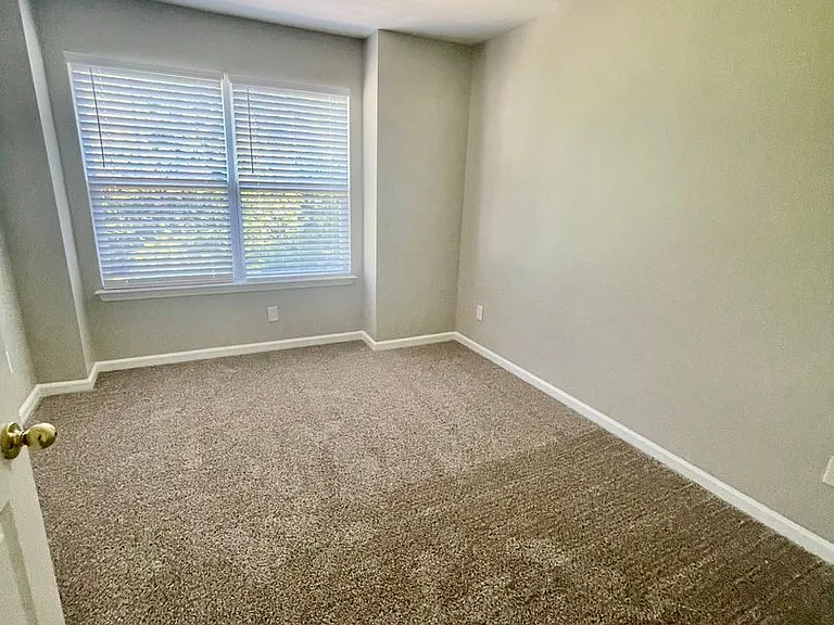 6454 Royal Celadon Way — Photo 15