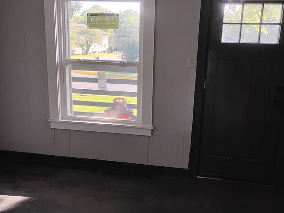 4th image of 610 & 612 Cabell Dr #612-B