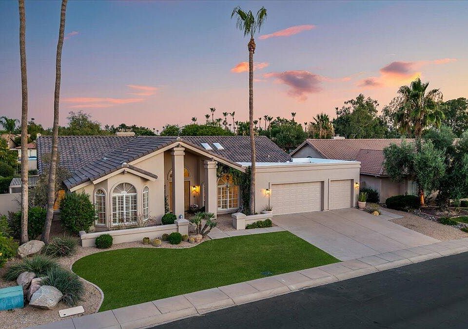 1st image of 10075 E CORRINE Drive