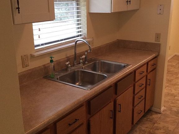 5th image of 1165 Kingsley Ave