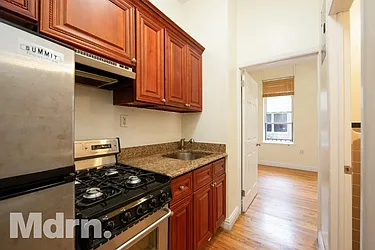 Rented by Mdrn Residential