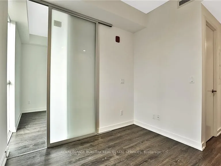 5240 Dundas St #B610 — Photo 7