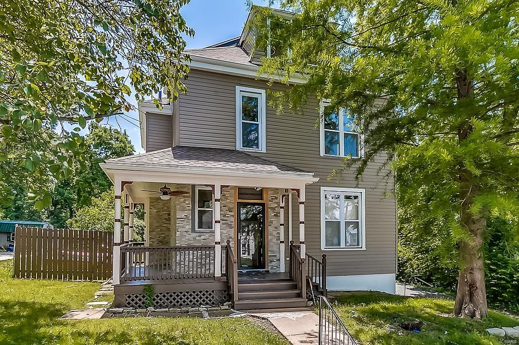 220 Hereford Ave, Saint Louis, MO 63135 | Zillow