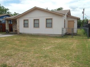 606 Magnolia Ln, Cottonwood Shores, TX 78657