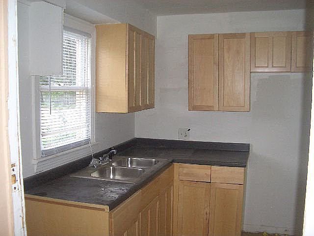 2nd image of 8120 N Semmes St