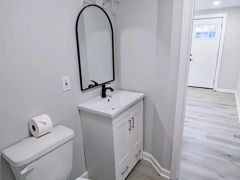 1020 Ash St #1020 — Photo 8
