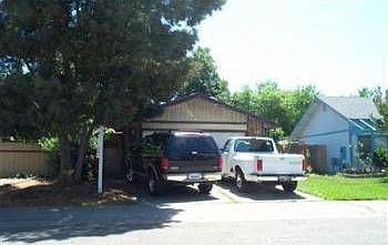 2nd image of 4520 Cyclamen Way