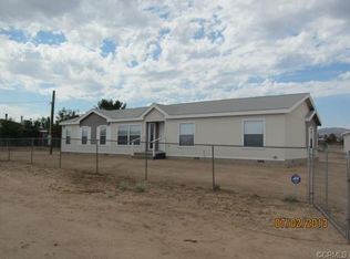 23663 Laurel St, Apple Valley, CA 92308