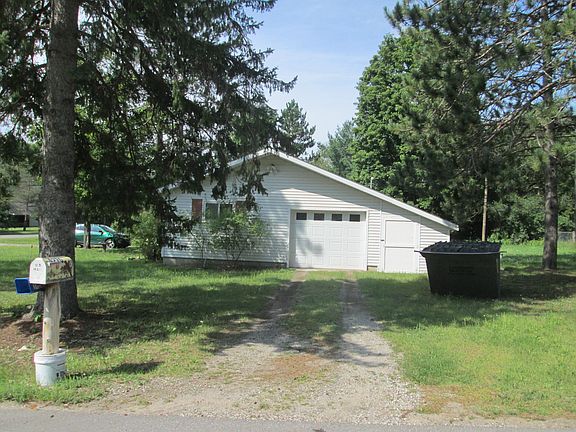 2nd image of 4270 Montmorency St