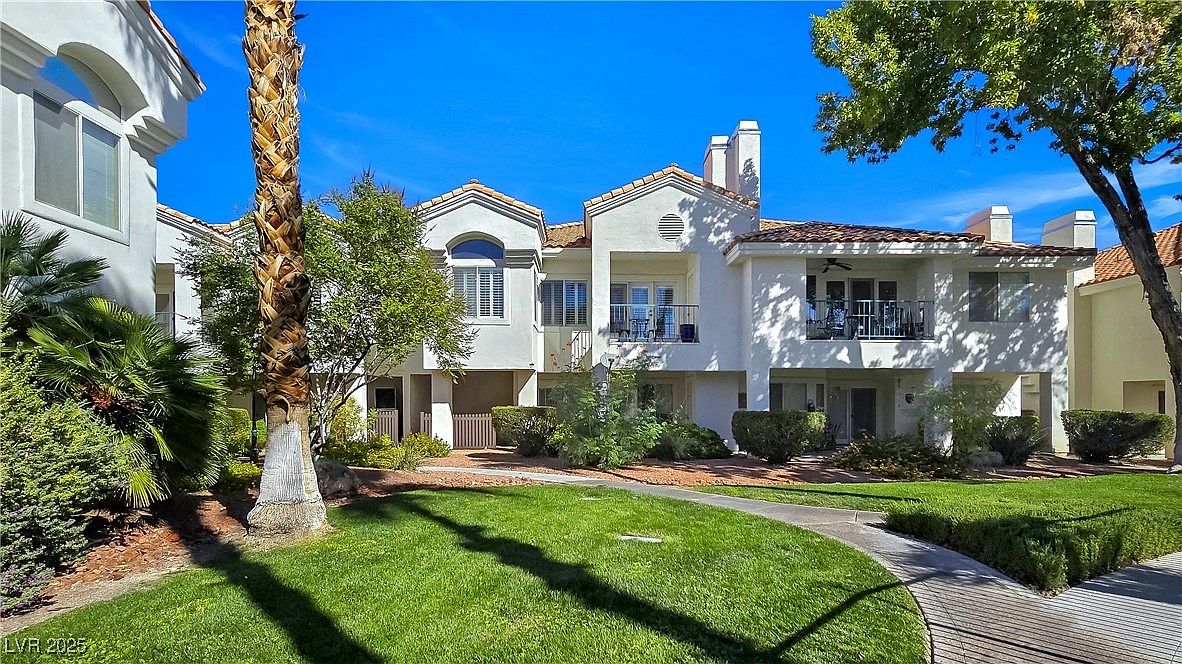 7633 Valley Green Dr UNIT 202