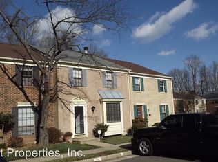 9426 Candleberry Ct, Burke, VA 22015