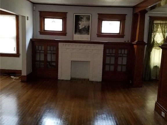 4th image of 155 Roebling Ave