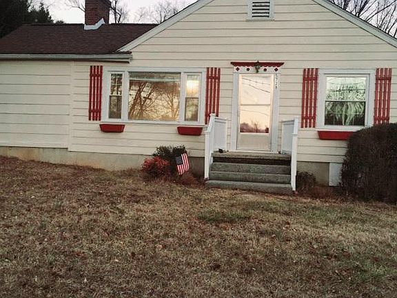 4th image of 5728 Crescent Blvd