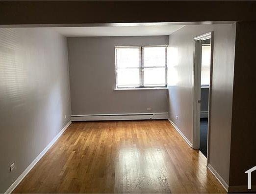 4th image of 7801 S South Shore Dr #107