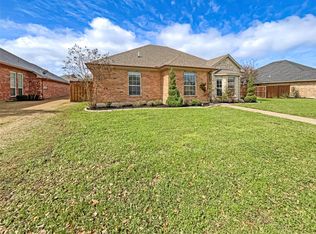 224 Nocona Dr, Waxahachie, TX 75165