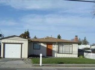 1605 Hearn Ave, Santa Rosa, CA 95407