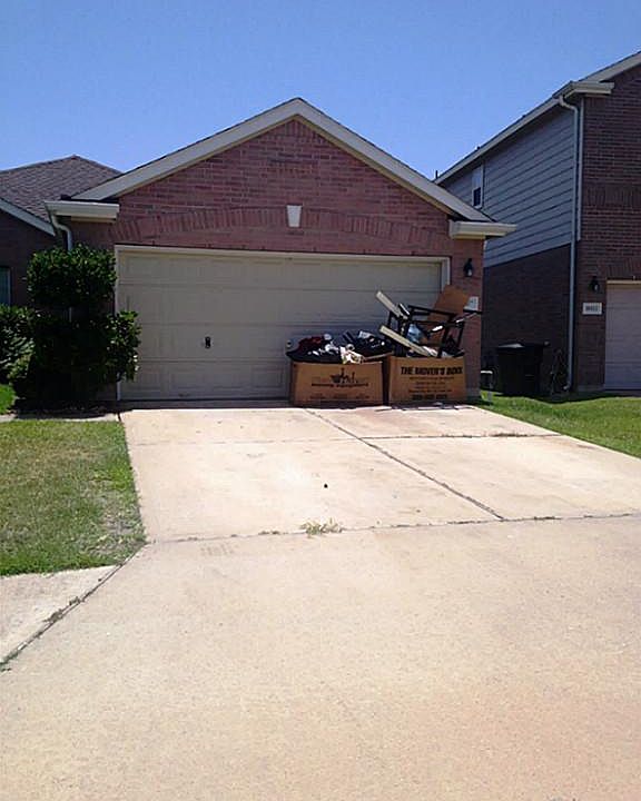 1st image of 18107 Ravensbrook Ln
