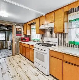4526 Jones Rd — Photo 19