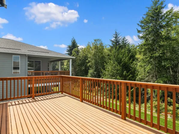 23337 Arbors Terrace Rd NE, Kingston, WA 98346