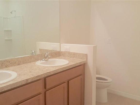 5th image of 10728 Crossback Ln