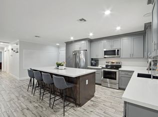 125 E Jasmine St, Mesa, AZ 85201