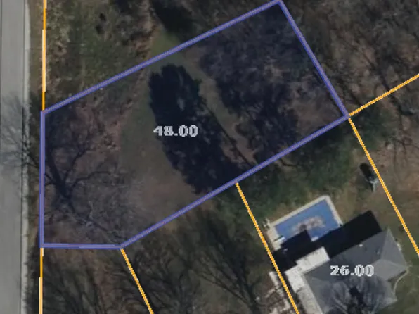 48 Southshore Dr, Jackson, TN 38305