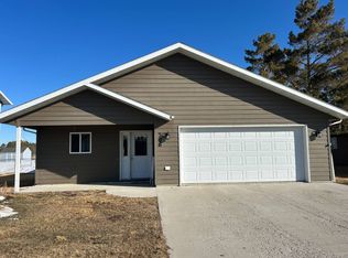 706 Preserve Place Rd, Bottineau, ND 58318