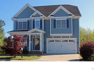1740 Peninsula Glen Ct, Fuquay Varina, NC 27526