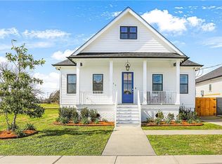 1822 Karl Dr, Arabi, LA 70032