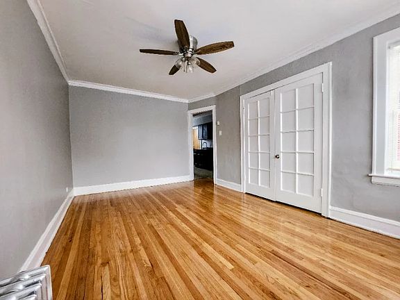 2nd image of 644 N Mayfield Ave #2S