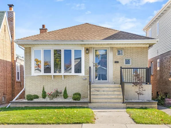 5427 S Newcastle Ave, Chicago, IL 60638