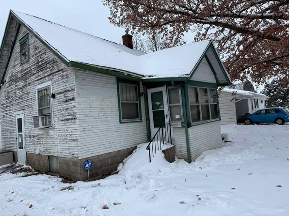 627 Downing Ave, Waterloo, IA 50701