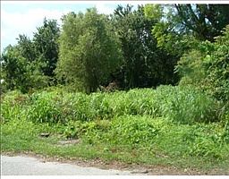 2nd image of 1018 28th Avenue Dr E