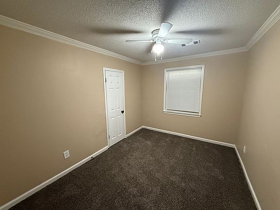 2nd image of 3326 Dawn Dr