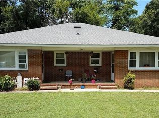 344 Woodview Ave #B, Norfolk, VA 23505