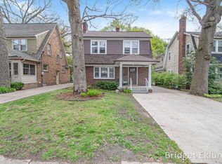 1314 Calvin Ave SE, Grand Rapids, MI