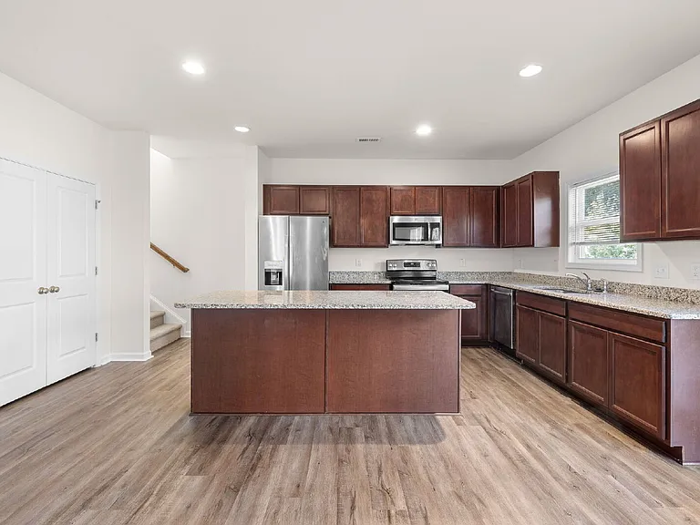 5500 Smythe Park Ct — Photo 1