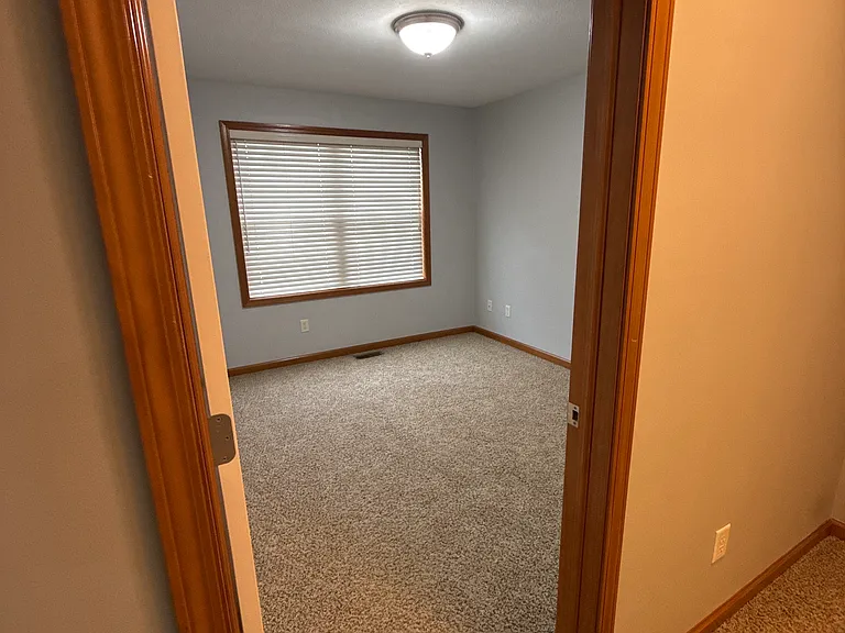 148 Tulip Blvd #1 — Photo 11