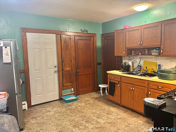 5th image of 37 Irving Street