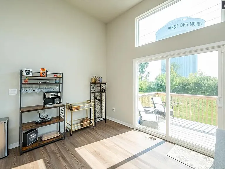 9656 Heightsview Dr — Photo 6
