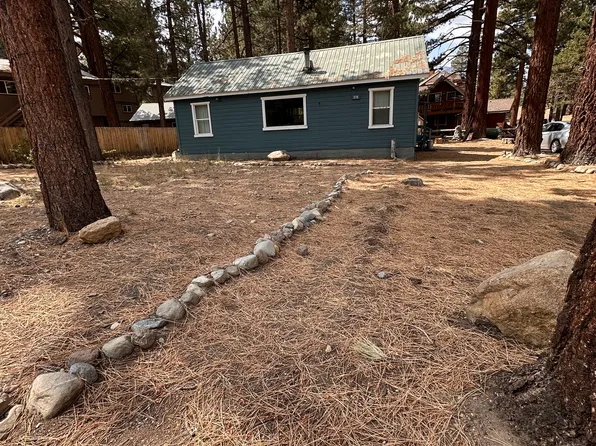 378 Manzanita Rd, Mammoth Lakes, CA 93546
