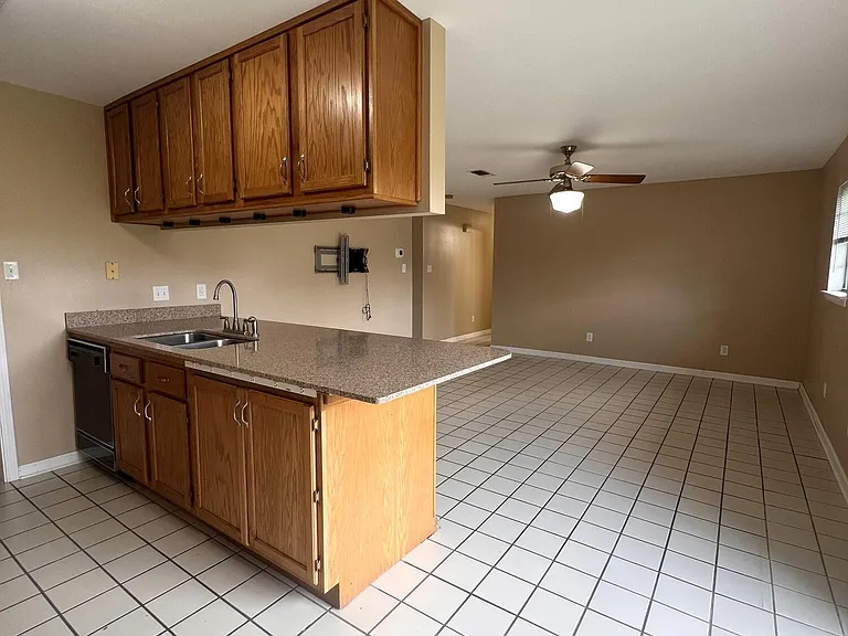 15309R Royal St — Photo 7