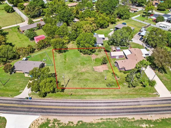 309 W Sherman Dr, Aubrey, TX 76227