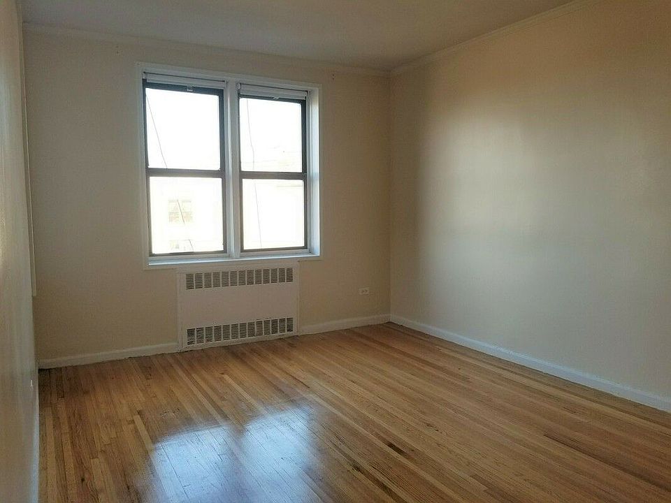 1st image of 520 E 21st St APT 5E