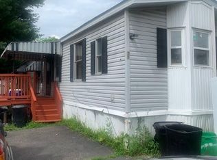 39 Midtown Vlg, Larksville, PA 18651