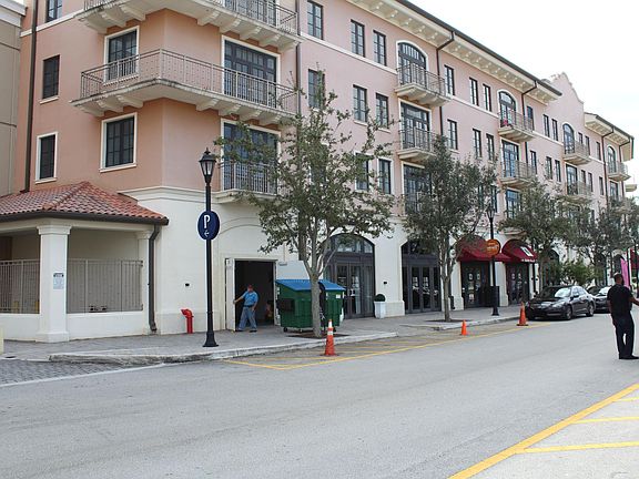 2nd image of 2409 Main St Unit 305